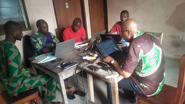 Benin Tofinu translators working